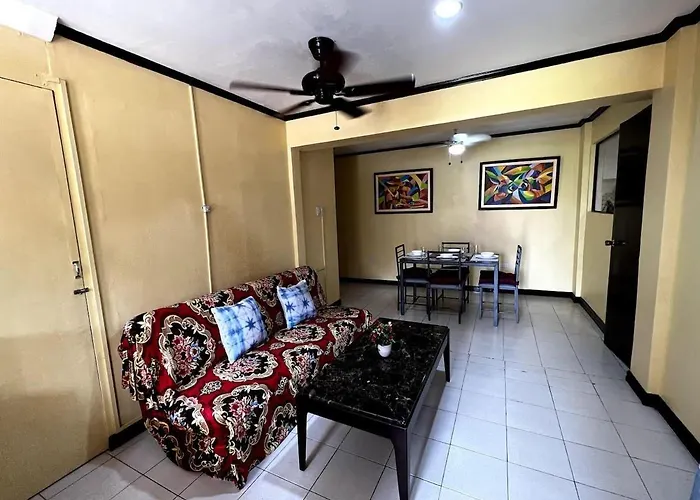 Hébergement de vacances Casa Sleeps 6 With Garage