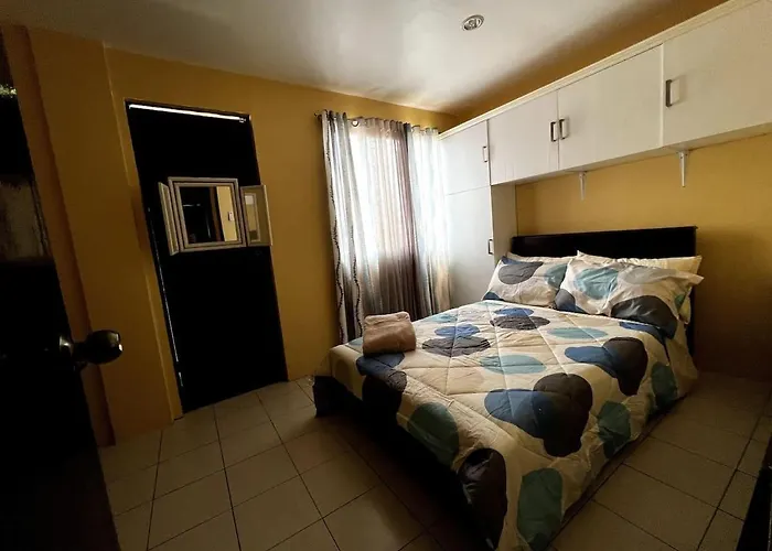 Casa Sleeps 6 With Garage Hébergement de vacances *